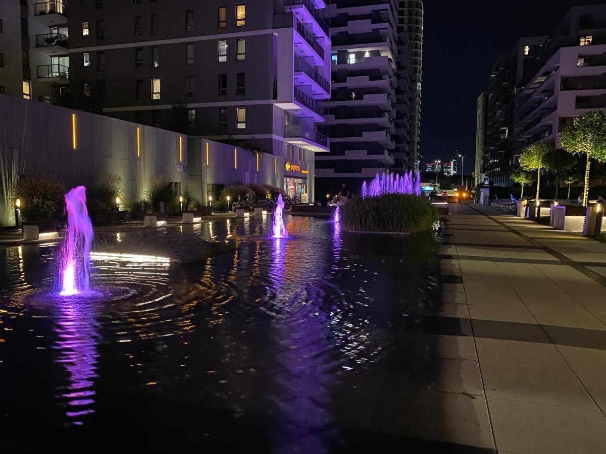 Studio Wola Apartament Kasprzaka - Wifi + Smart Tv Warszawa Exteriör bild