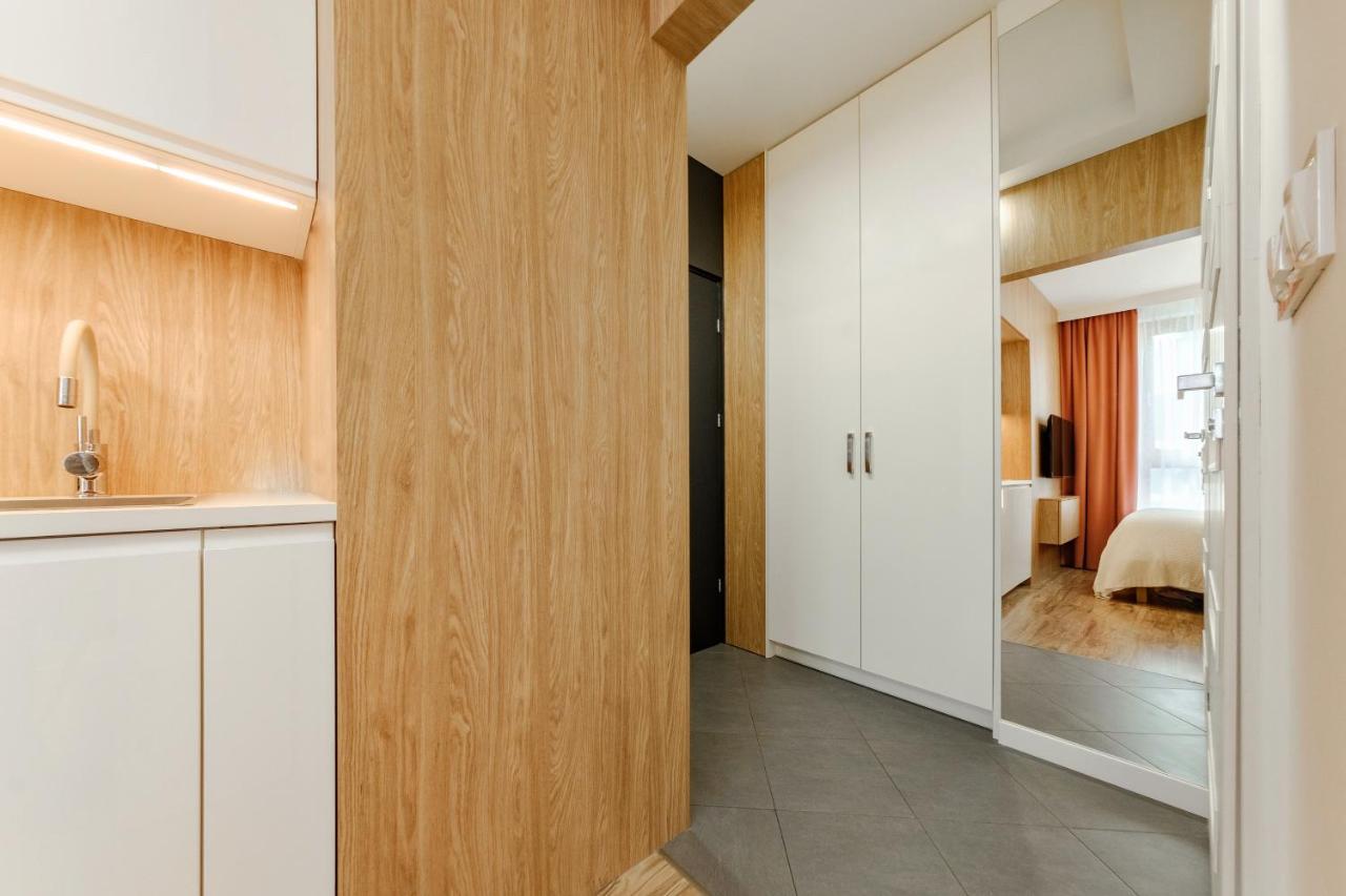 Studio Wola Apartament Kasprzaka - Wifi + Smart Tv Warszawa Exteriör bild